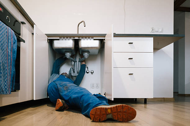 Professional Leak Detection technician working in Hague, NY
